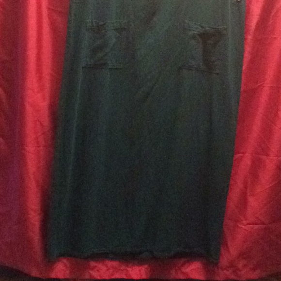 Sleeveless Maxi Dress - Picture 2 of 9